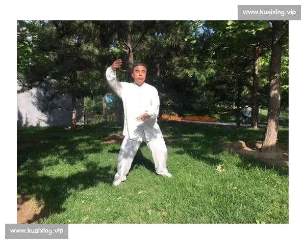 钟老师武术课堂：大树从体弱少年到功夫达人的蜕变